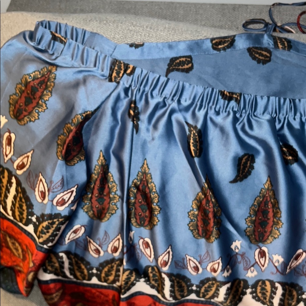 LOFT’s Bohemian Long Sleeve Off-Shoulder Halter Top (NWOT) - Picture 5 of 5